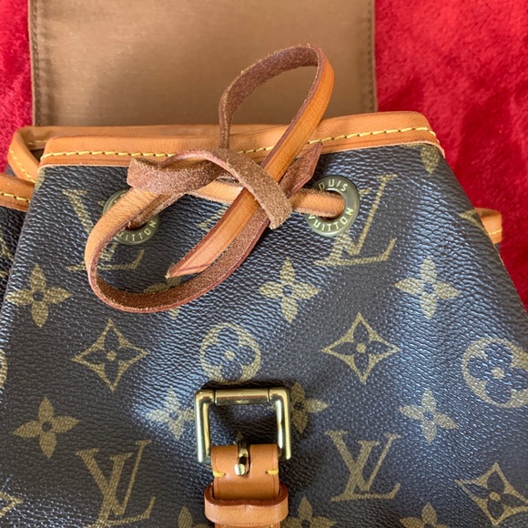 Authentic LV backpack - Picture 6 of 6